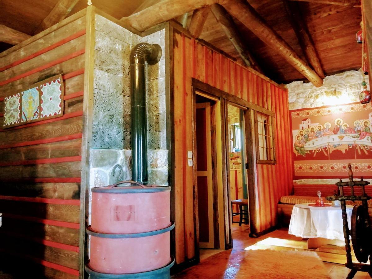 Yono'S Traditional House Ano Ravenia 외부 사진