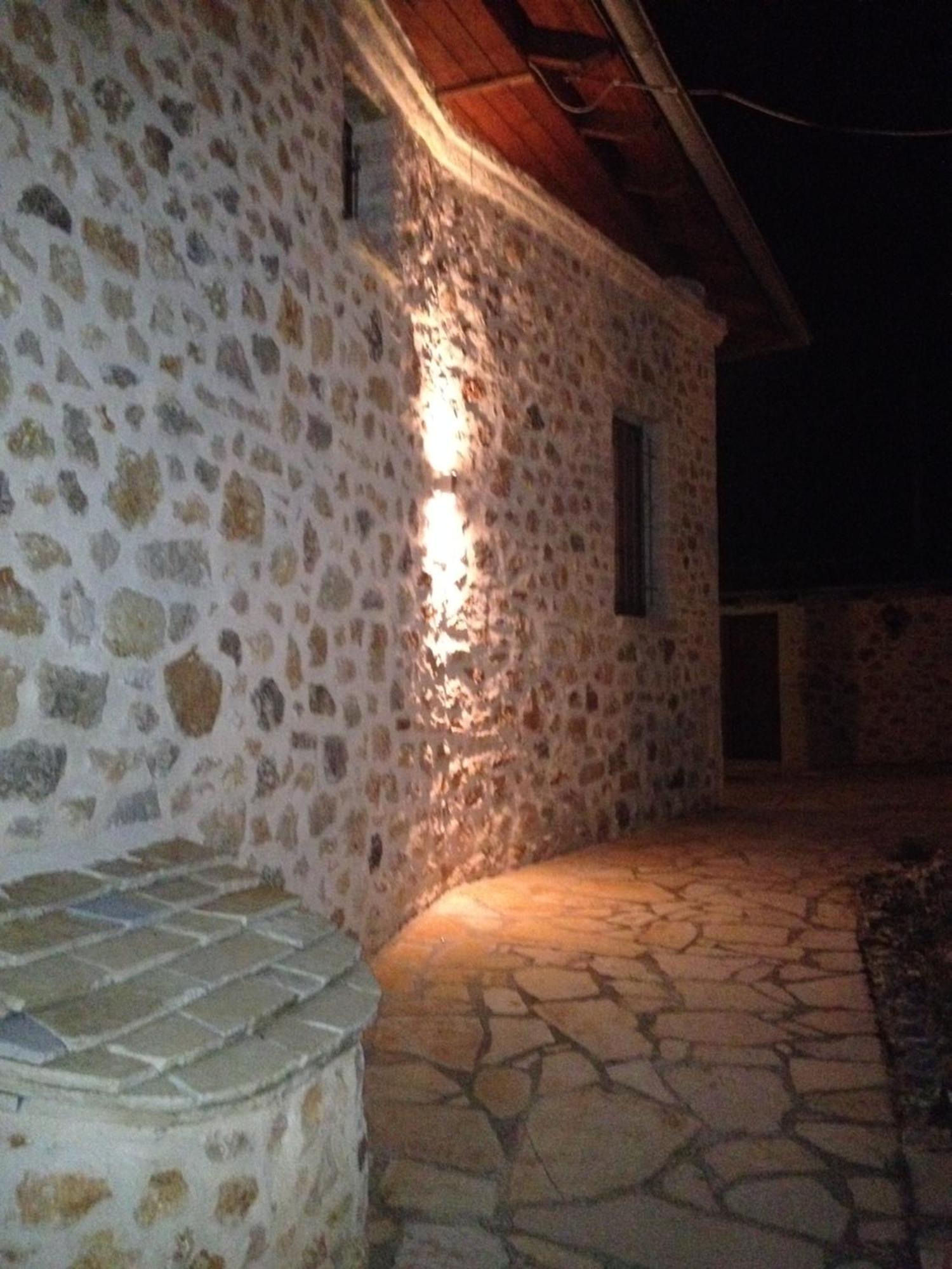 Yono'S Traditional House Ano Ravenia 외부 사진