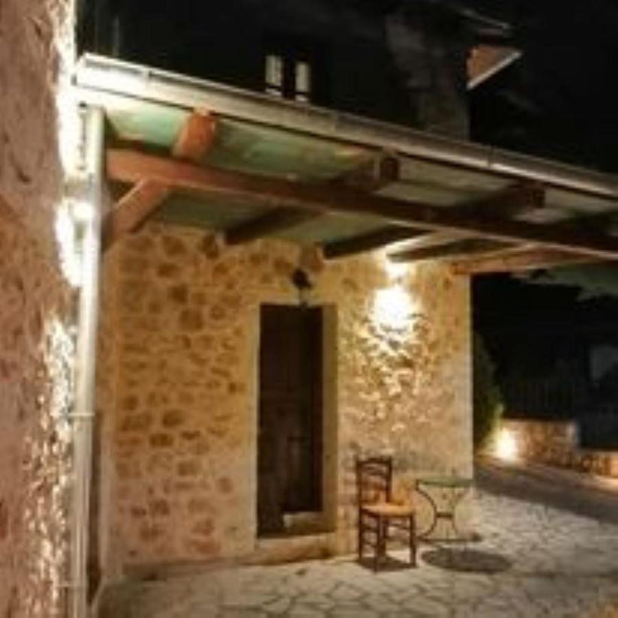 Yono'S Traditional House Ano Ravenia 외부 사진